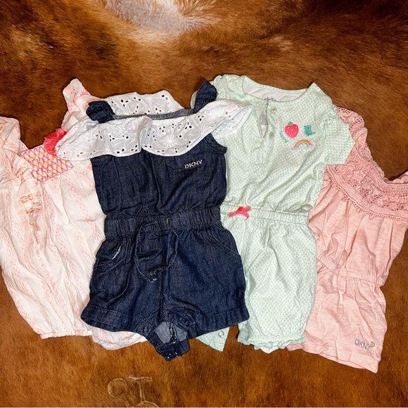 9-12M Rompers - Picture 1 of 9